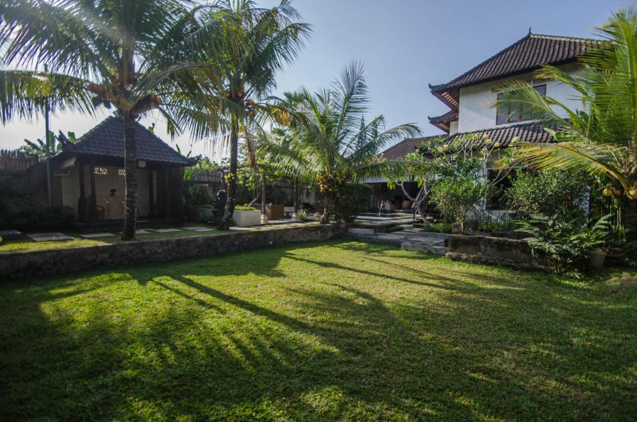 Villa Kami Ubud ภายนอก รูปภาพ
